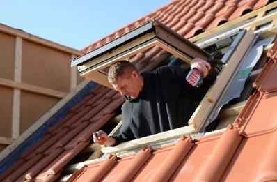 Pose de fenêtres de toit Velux à Montbarla